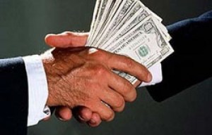 Evaluación del comportamiento corrupto de policias, por cristián araos.