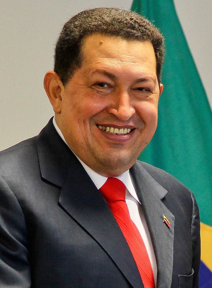 Hugo Chávez, presidente de Venezuela, ejemplo de tirano según el texto.